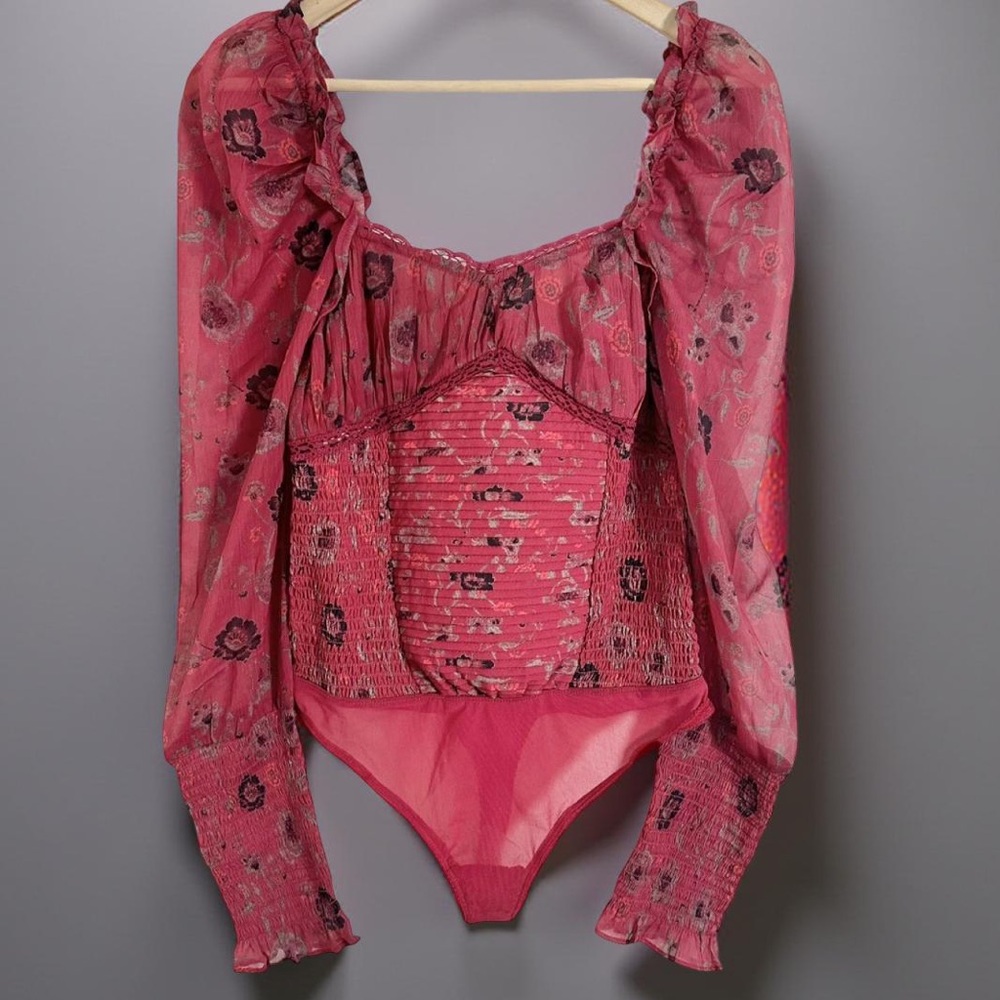 Free People Intimately Bodysuit
Womens Small Red Floral Coquette